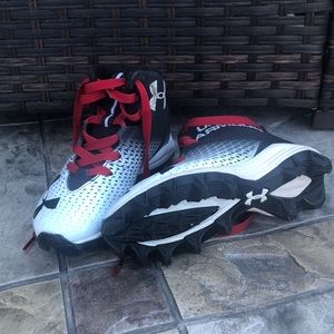 Size 13 youth under armor cleats